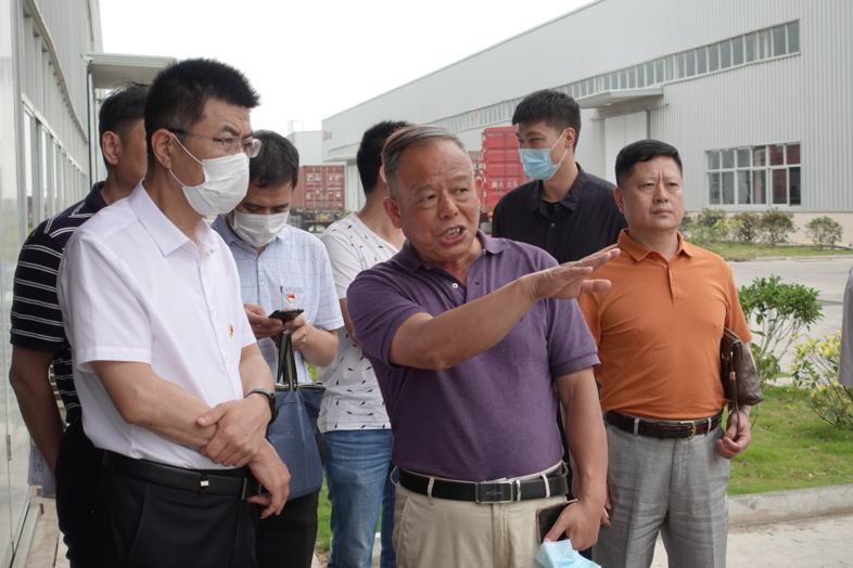 福建省工信厅副厅长陈传芳一行领导 莅临尊龙集团新材料科技工业园参观调研